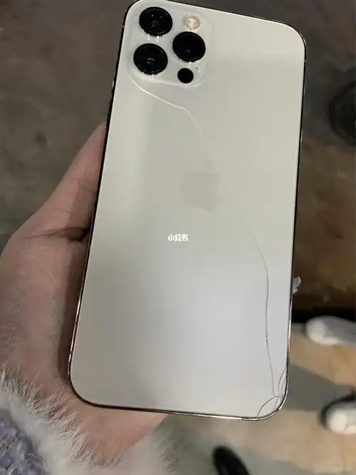 苹果12pro也太容易裂了吧!_手机壳_科技数码_移动数码