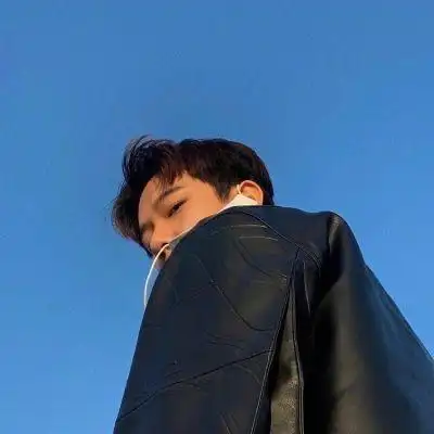 男头|张万森是胆小鬼 但他的爱不_男生头像_我要个性网