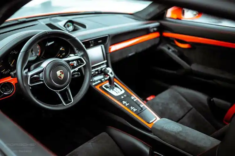 保时捷911 gt3 rs,超级玩具