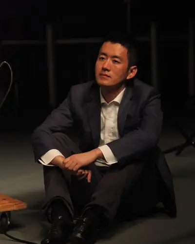 凤凰主播新面孔王峰:"话少"也是主持人的一种风格