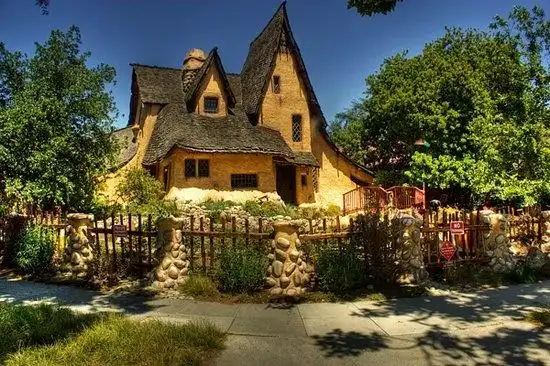 带着你环游世界 现实世界里的童话城堡(组图)