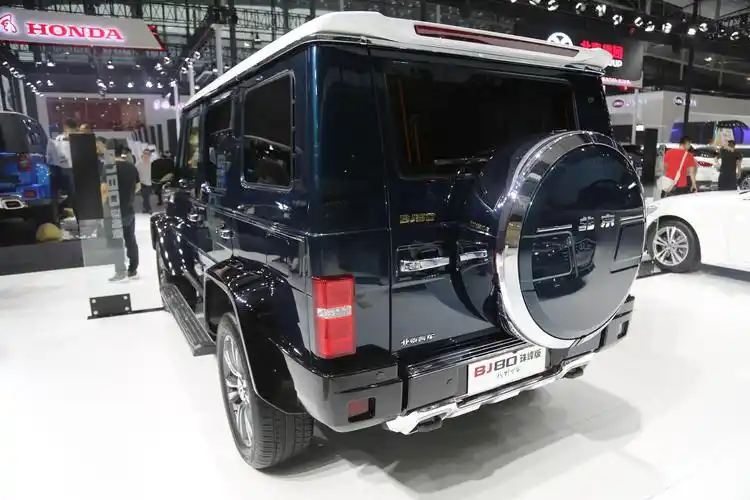 售价不足40万,北京bj80珠峰版实拍,引领越野世家新未来!