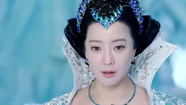 《幻城》韩国金喜善演的莲姬真是很妖艳啊