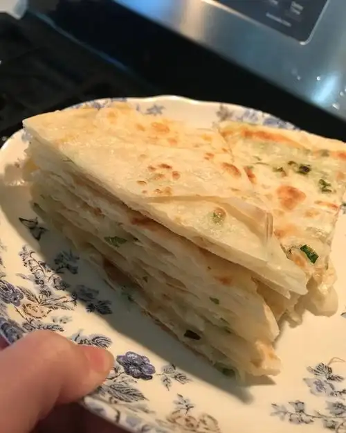 我是rebecca呀做的葱油饼