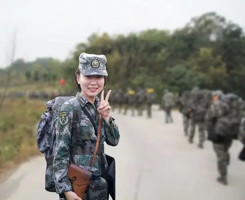 南政评论团|"将产假延长至3年",女军人怎么看?