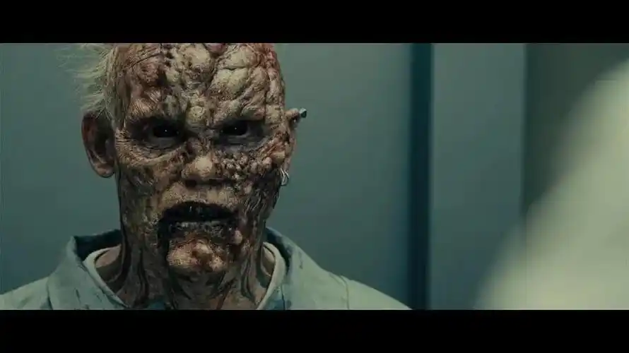 i僵尸的进化版,它们是把las plagas寄生虫注射到生物体内而产生的