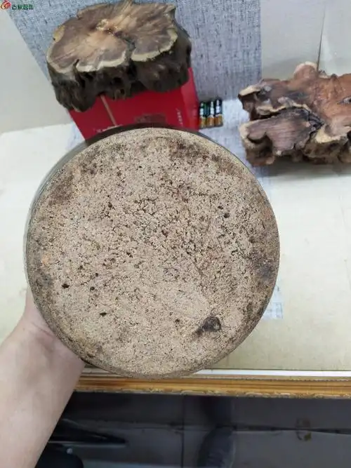 全品黑釉罐子一个