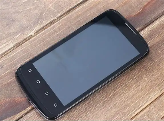 低价高配 四寸双核智能机中兴n881e赏析