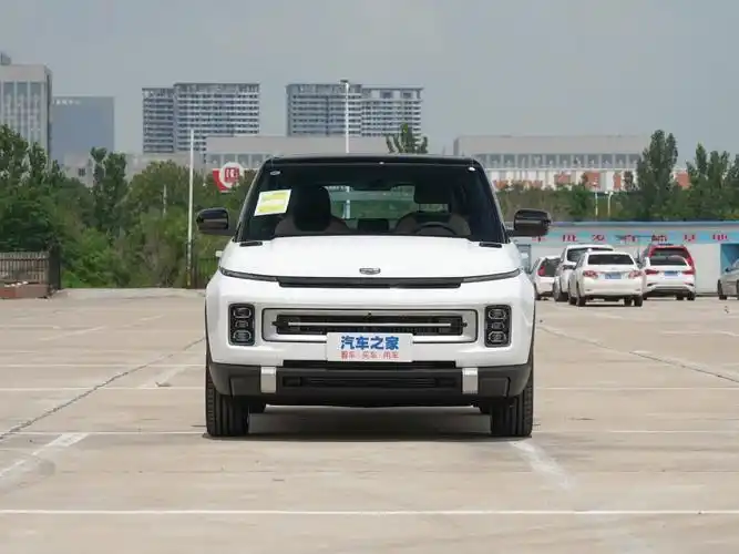 吉利汽车 吉利icon 2023款 1.5td 巧克力醇巧版