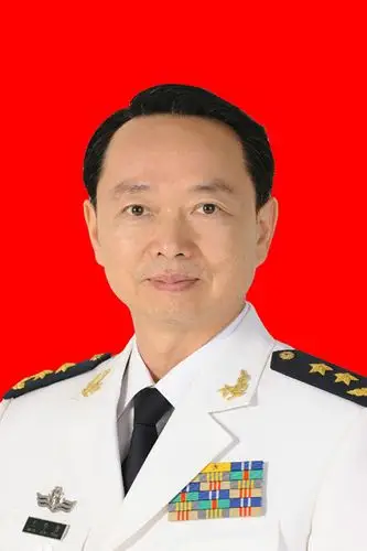 [预告]6日13时海军东海舰队政委王华勇谈海军发展和国防建设