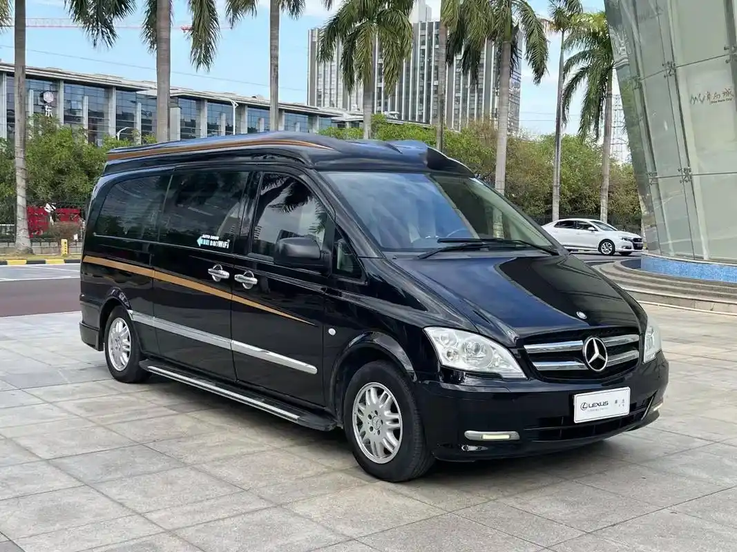 mpv商务车 15奔驰威霆高顶改装精英版改装20万多,全 - 抖音