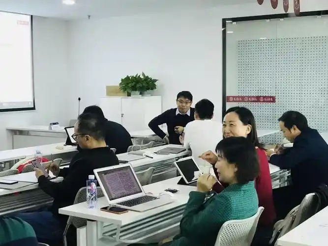 诺欧商学院dba博士2018级第二期workshop论文工作坊回顾