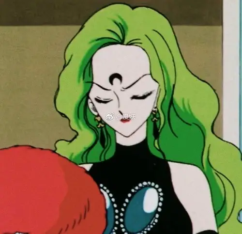 自截旧漫头像《美少女战士》 艾丝美拉达,一个有魅力的反派角色