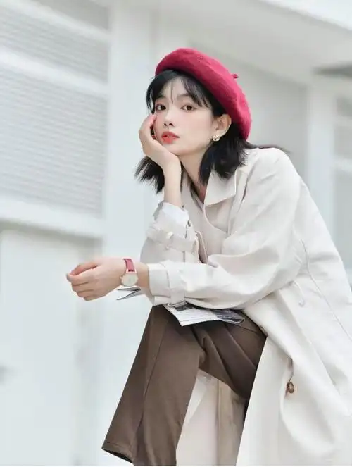 米白色搭配这10个颜色谁穿谁好看,秋冬美出高级感