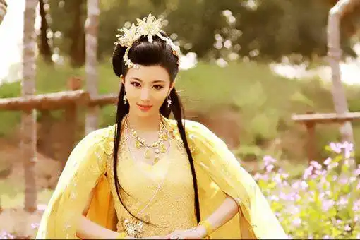 刘紫欢饰三公主黄儿