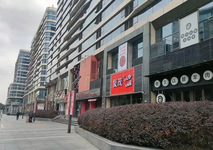 【13图】陕西南路环贸商场对面四楼重餐饮条件,希望招粤菜本帮菜日料