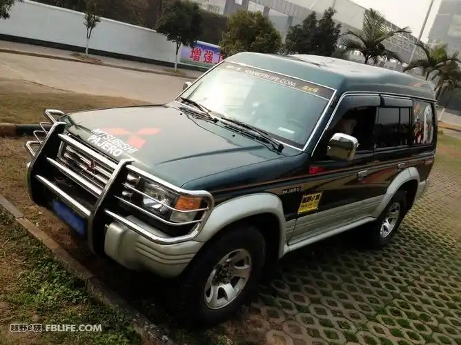 四川宜宾市2000年板正三菱猎豹越野车转让