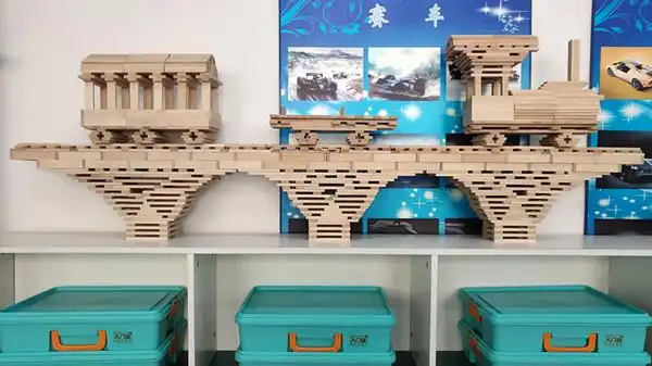 活动中心:创意搭建——桥梁设计搭建