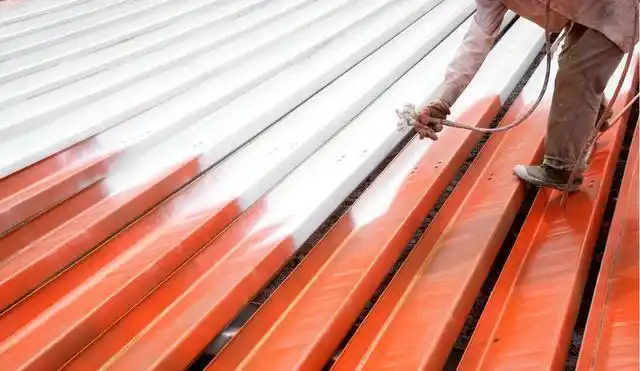 而是一种具有反射400-1000nm的可见光和近红外光线的特种功能涂料涂层