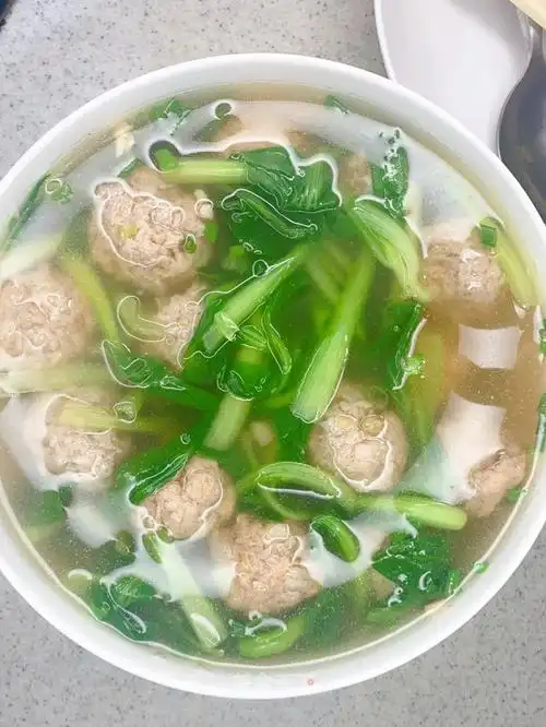 青菜肉丸汤
