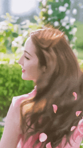 回眸一笑百媚生迪丽热巴绝美回眸杀合集分享