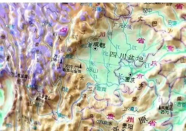 四川地形图(图/网络)