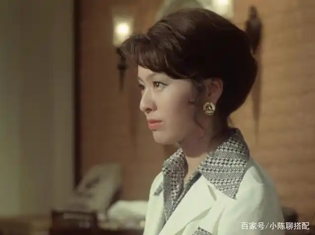 看了40多年前栗原小卷的穿搭,才知道"栗原小卷热"为什么那样火