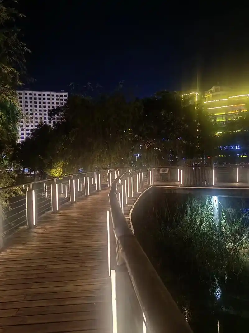 靖西夜景夜色迷人 ,出来走走放松一下心情 . - 抖音