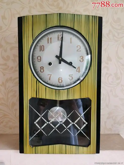 十年代1979年山东烟台北极星牌15天老挂钟古董老钟表机械上弦老式钟表