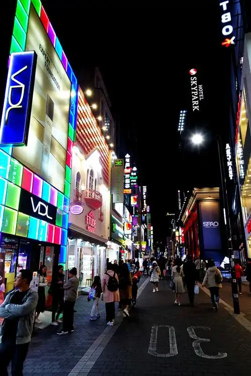 韩国旅游#首尔明洞购物街
