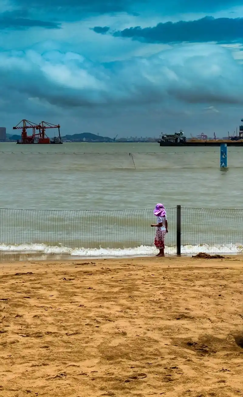 可以看看你以前拍的大海吗 ,广州是有海的.