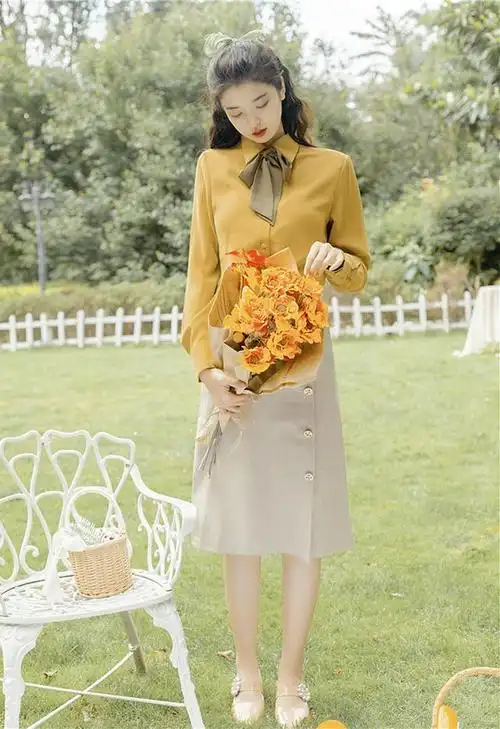 30岁女人不要总穿"轻熟风",今年流行法式风格,气质优雅又高级