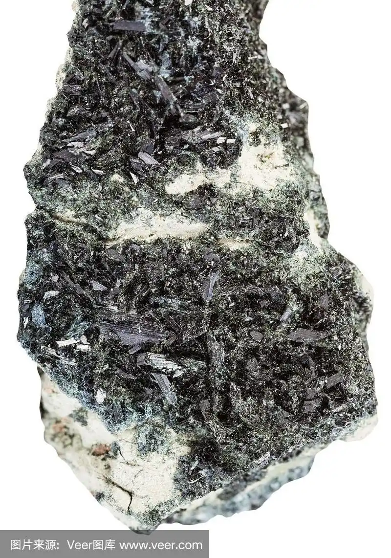 角闪石上的黑绿色角闪石晶体