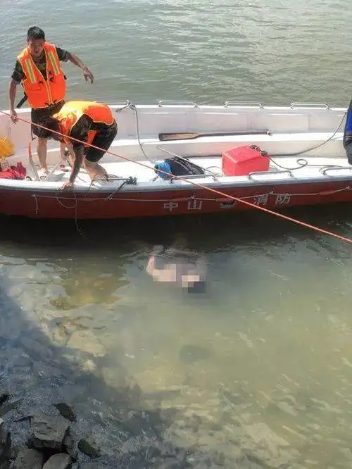 不听劝丨东升一20岁男子水坝游野泳溺亡.