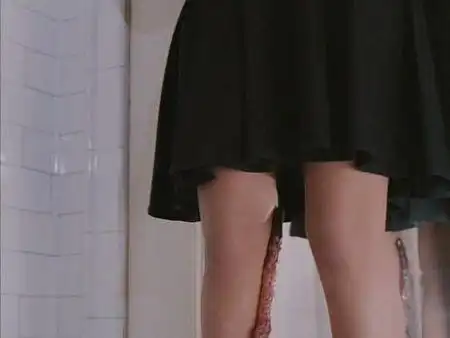 有没有什么虫子或是怪物进到女人下面的电影?