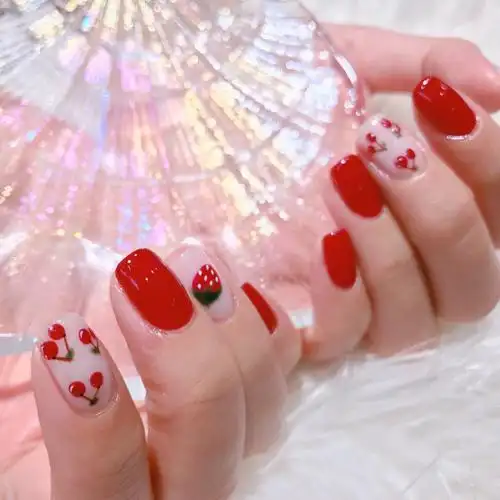 超可爱草莓樱桃指甲