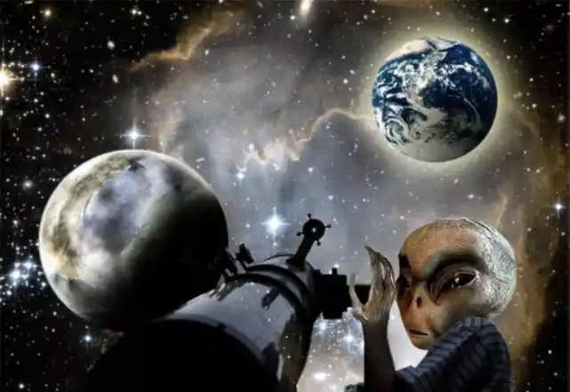 如果2025年地球被外星人入侵,人类会不会与外星人开战?