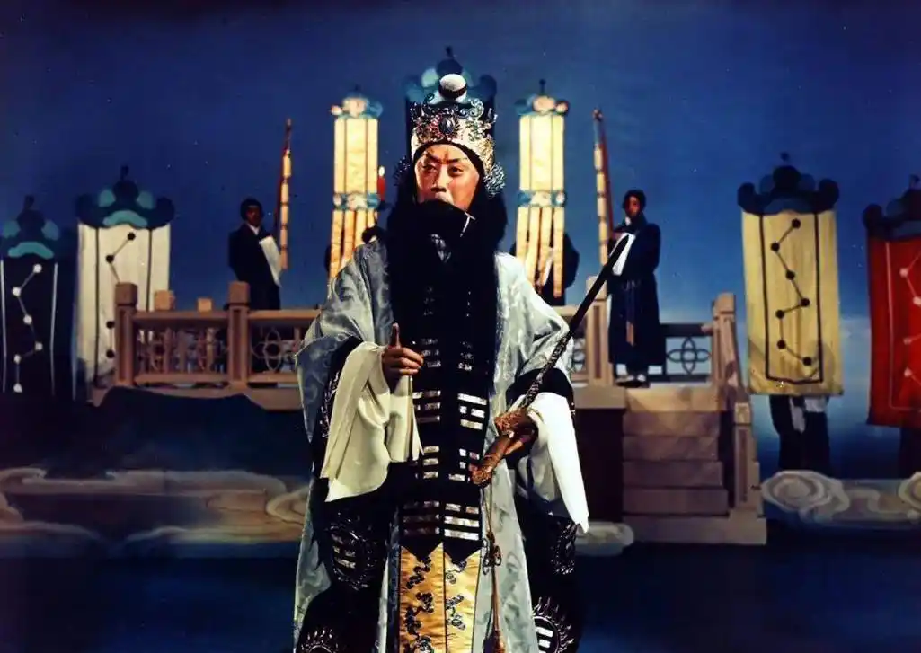 李慕良马派唱腔借东风的艺术特色