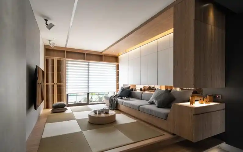 ②下沉式客厅 卡座沙发和卡座一样,下沉式客厅也会给人一种很踏实的