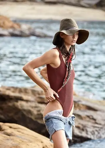 克里斯托弗弗格森-elle墨西哥-小小比基尼