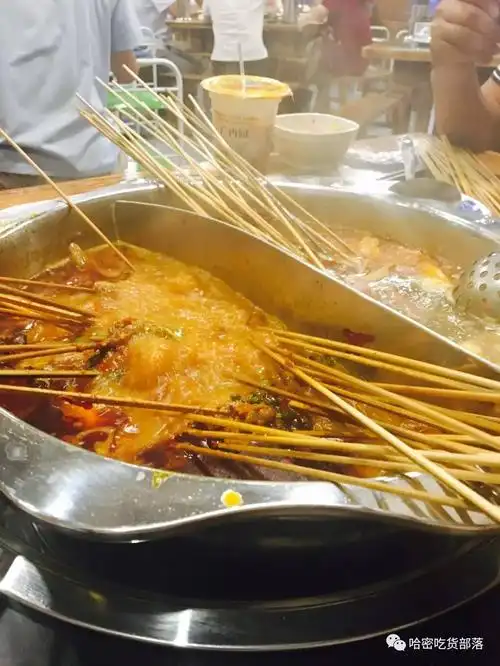 这家串串五大锅底只要0.5元!要火,速去!high翻天!