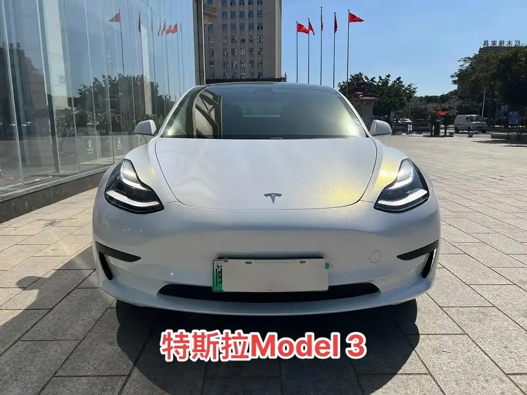 最新到店:20年10月,特斯拉model.最新到店:20年1 - 抖音
