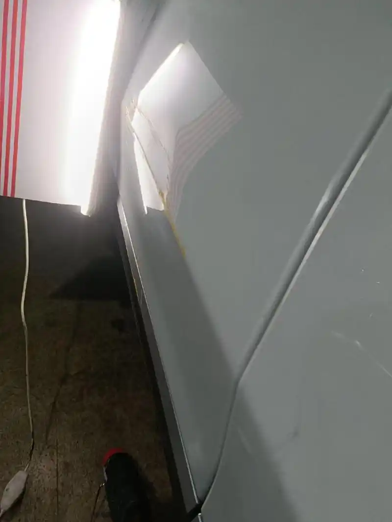 蔚来铝合金车门凹陷,无痕修复,不用喷漆的工艺.