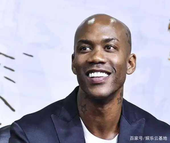 斯蒂芬·马布里:1977年出生美国纽约州纽约市布鲁克林区科尼岛