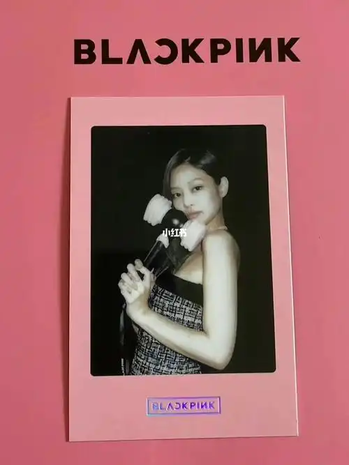 jennie粉锤小卡