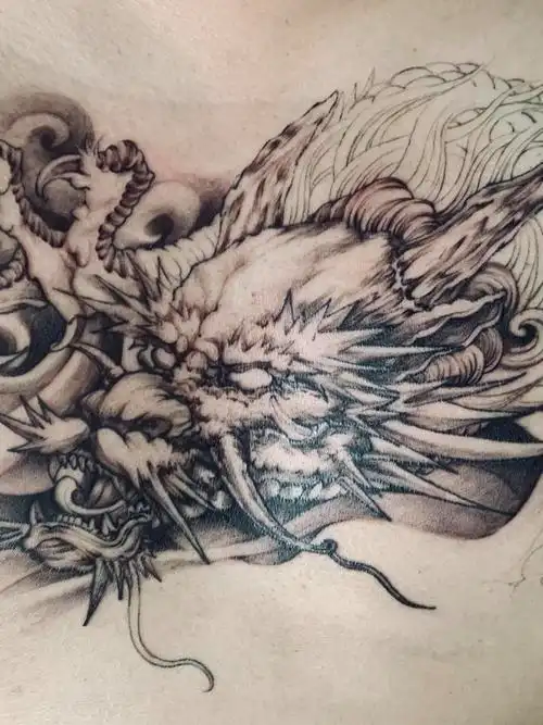 龙胸_纹身图案手稿图片_金子的纹身作品集