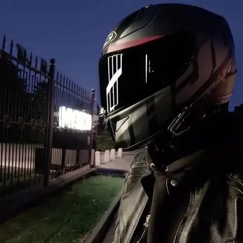 帅气到酷的机车头像