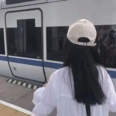 2020女生背影头像大全