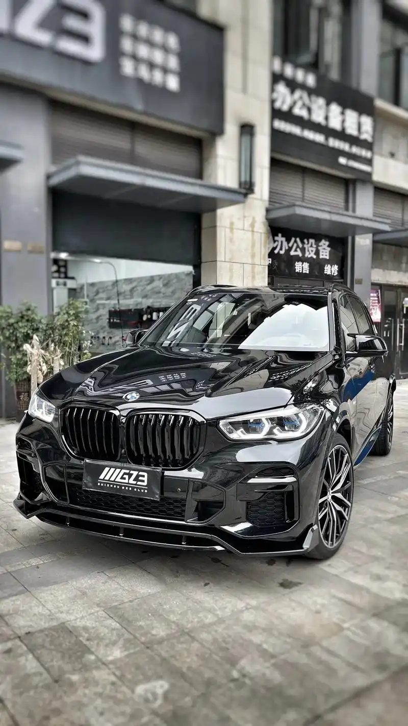 宝马x5 #隐形车衣 #黑武士 - 抖音