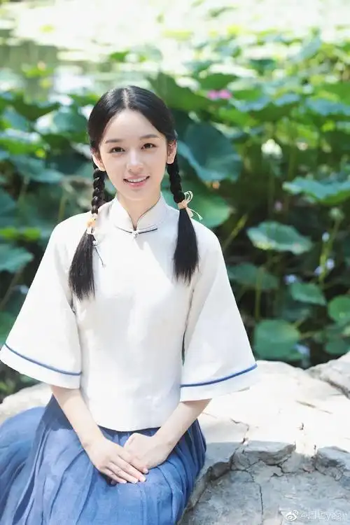 上游时尚最美北大校花周也才是初恋脸范本啊